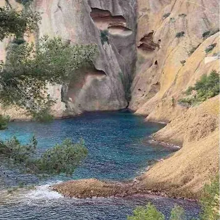 Petit Coin De Paradis A Deux Pas De La Jardin Апартаменты *