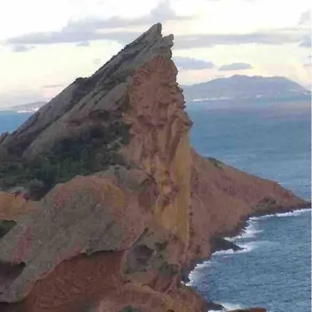 Petit Coin De Paradis A Deux Pas De La Jardin * Ла-Сьота