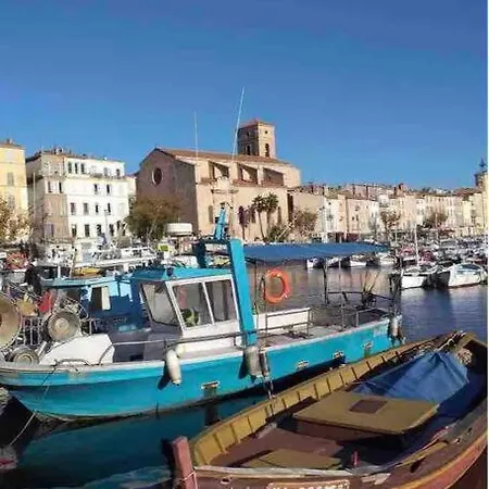 Апартаменты Petit Coin De Paradis A Deux Pas De La Jardin Ла-Сьота