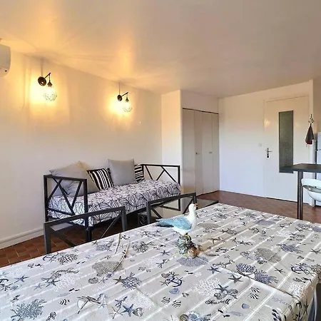 Petit Coin De Paradis A Deux Pas De La Jardin Апартаменты *